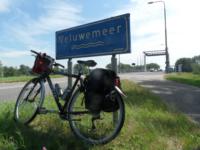 Over water fietsen