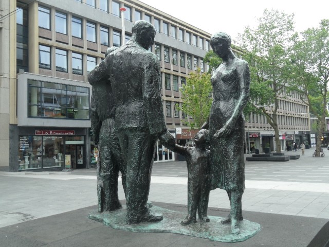1940-1945
