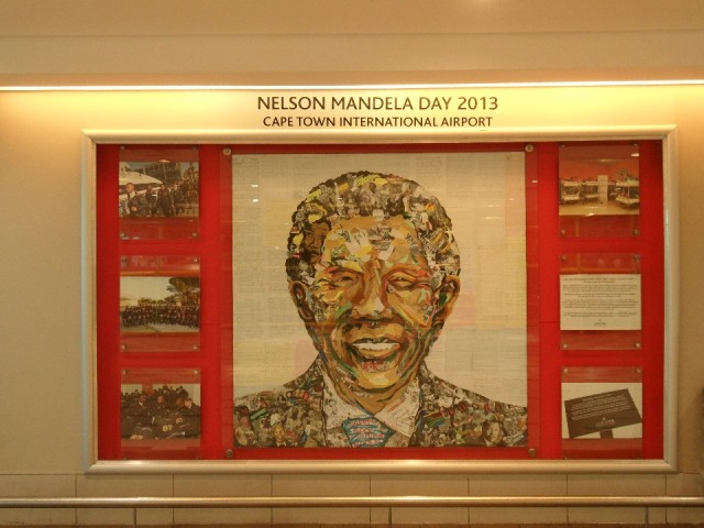 Madiba in vliegveldhal van Kaapstad