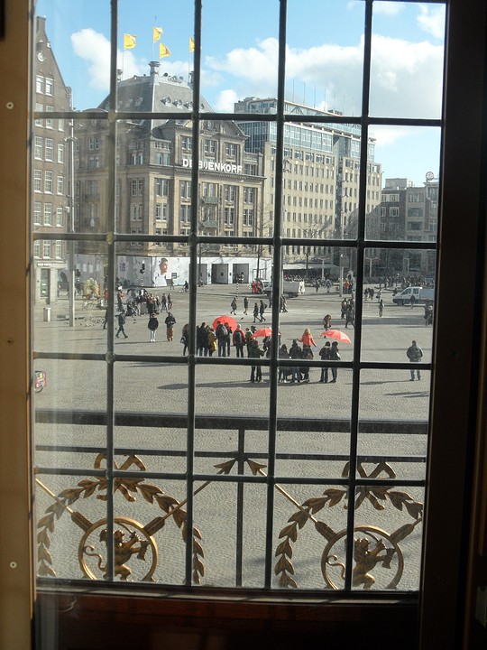 Duiven op het Dambalkon