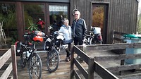 Santiago-gangers en hun mooie e-bikes