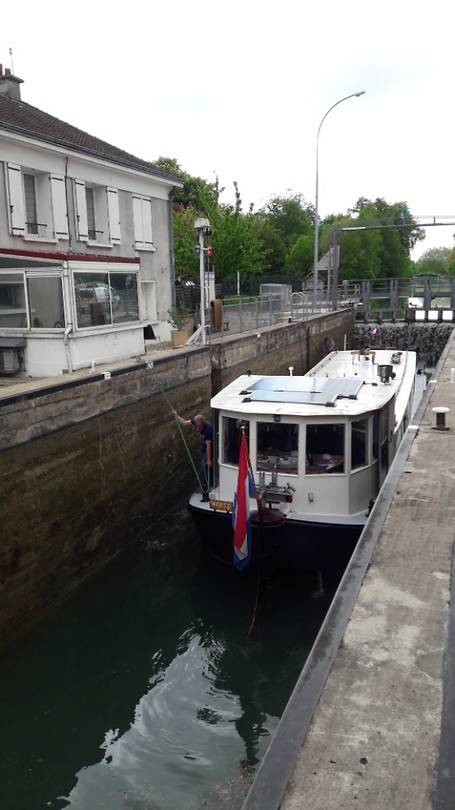 Schutten van schuitje uit Weesp