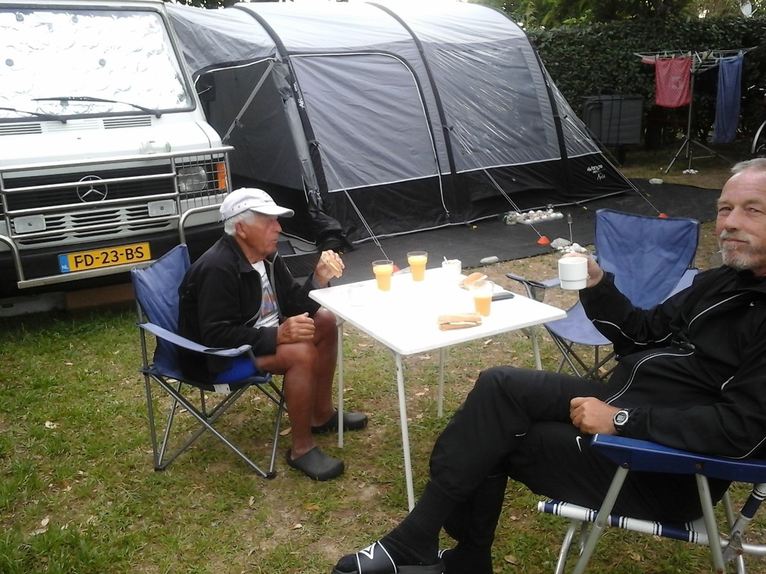 Een stekkie, een stekkie, een stekkie ...