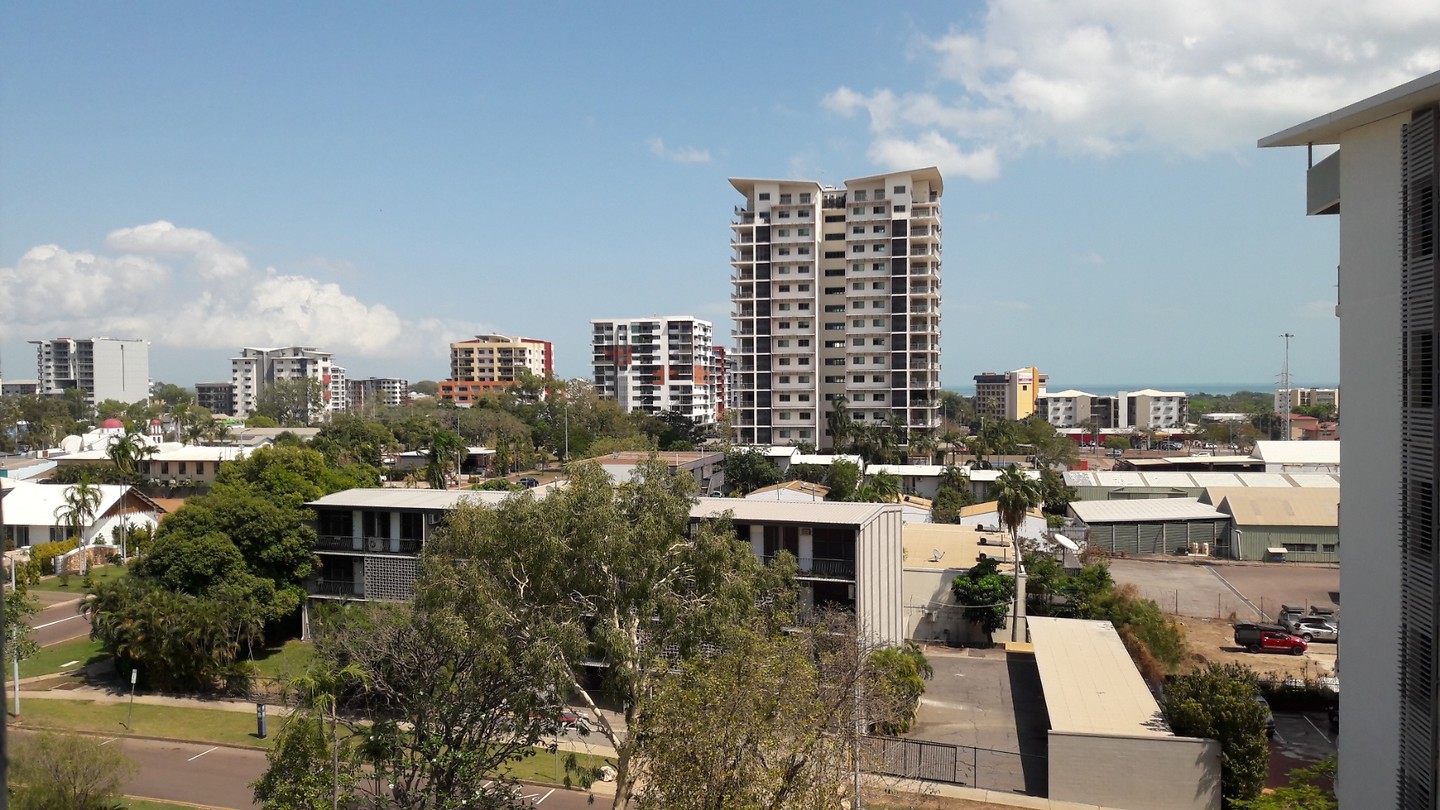 Uitzicht uit kamer 6 hoog Hotel Argus