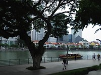Wandelen langs Singapore River