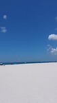 Uitzicht Dolphin Beach Resort