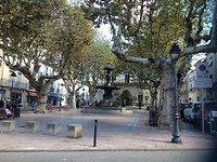 Dorpsplein Mèze