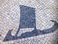 Al de trottoirs zien er zo uit, met verschillende afbeeldingen,zo mooi