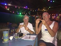 Heerlijk bij de Hang Out Beach bar