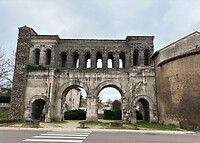 poort Lour