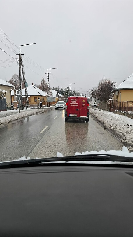 1000053683