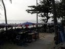 Jomtien Beach Road langs de kust