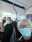 Met de bus van Zuidlaren naar Groningen, mondkap op!