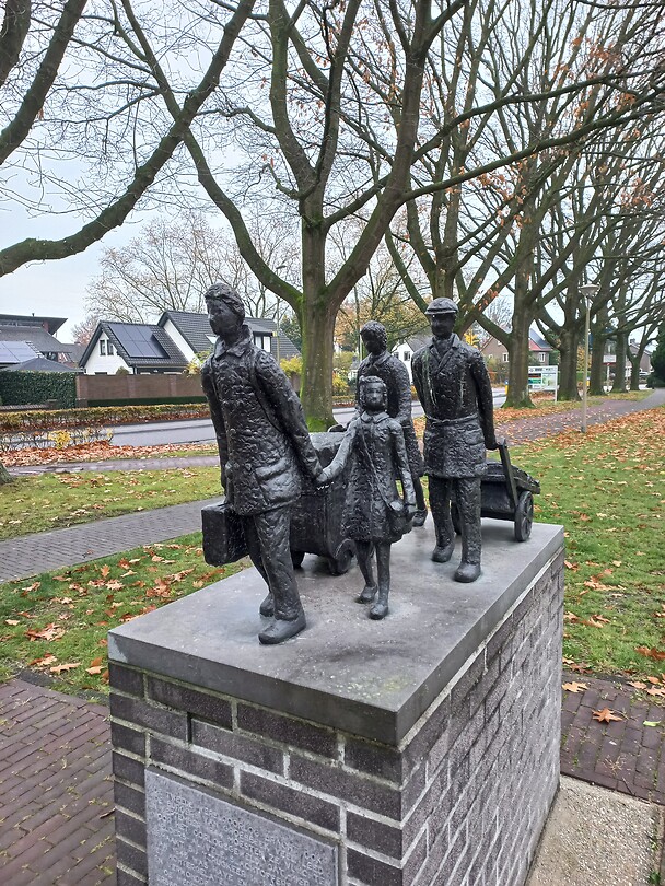 Monument vd evacuatie in WOII in Groesbeek