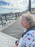 Mijmerend aan de haven