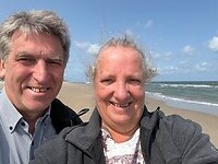 Samen op het strand