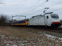 Langs het spoor!