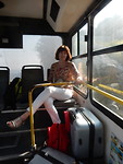 In de rammelbus!