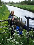 Even over een hekje!
