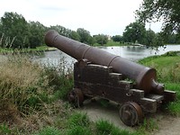Kanon op de vestingwal!