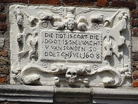 Oude gevelsteen!