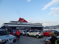 Druk in de haven van Kavalla!