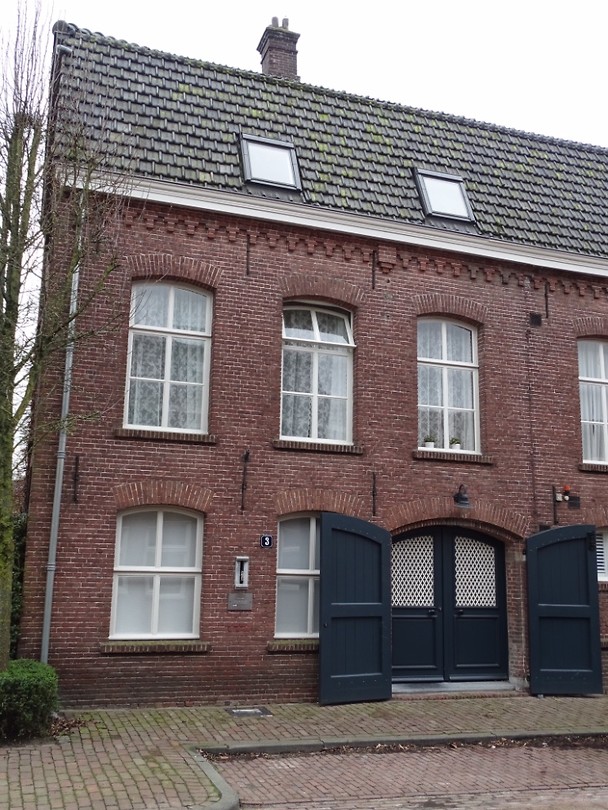Sigarenfabriek in Pezerikken!