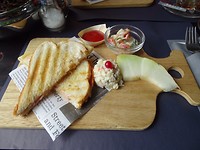 Aangeklede tosti!