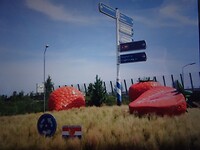 De Aardbeienrotonde in Uden! De oprit naar de A50!