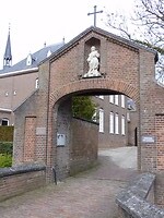 Ingang Clarissenklooster.....