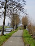 In de verte de Broekmolen....