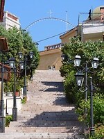 De trap naar de Agios Georgos…..