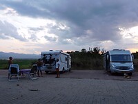 Voor de nacht….”Camp” maken…..