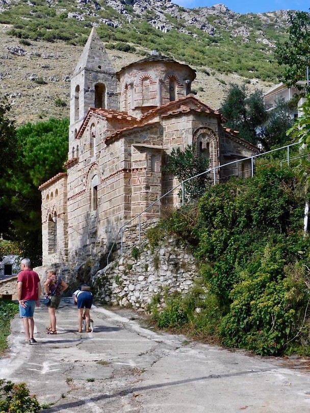 Kastania…..