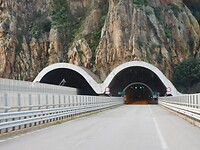 Heel veel tunnels…..
