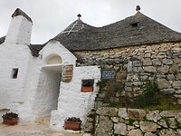 Trullo Siamese….