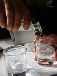 De eerste Tsipouro in Griekenland….