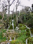 Kleine maar mooie waterval bij het gehucht Mari….