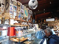 De bakkerij…