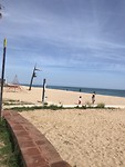 Het lege strand van Canet de Mar