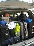 Koffers in de Kia Carnival