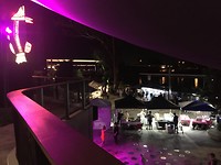 Avond markt op boulevard