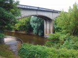 Een brug over de Dordogne