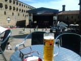 Genieten van livemuziek, zon, terrasje en oh ja een bier (nu wel minder omdat ik niet meer loop)