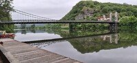 Rivier met brug de Lot bij Cajarc