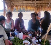 Chillen aan de Mekong, met de vrouwen
