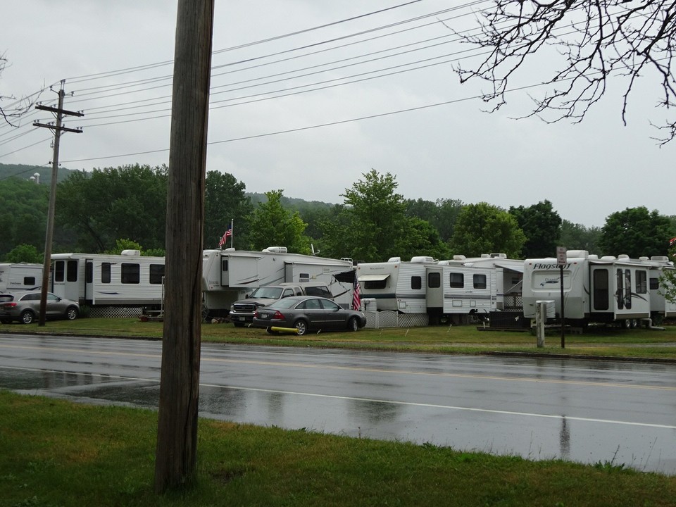 camping