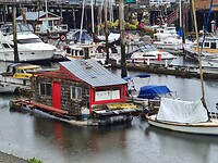 woonboot te huur in haven van Gibson