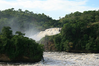 Murchison Falls, naast de smalle is er ook een tweede, brede waterval