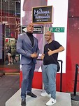 Papa en the rock